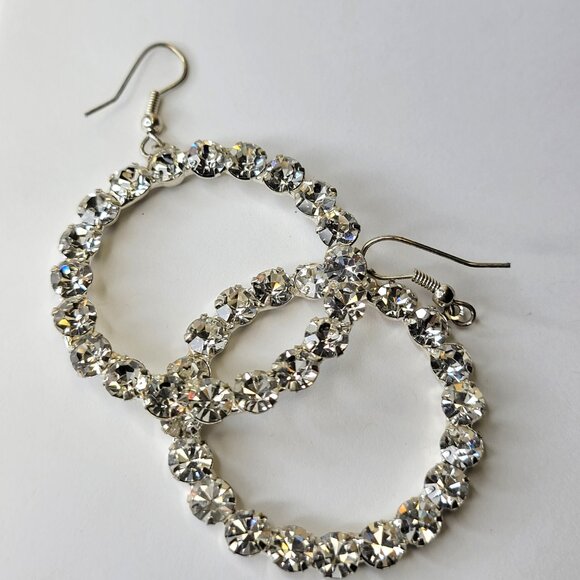 Round Crystal Earrings Dazzling Crystal Earrings - Picture 4 of 9